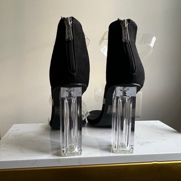 Cape Robbin Maria-7 Lucite Clear Perspex Block Heel Open Peep Toe Sandal Size 8 - Picture 7 of 12